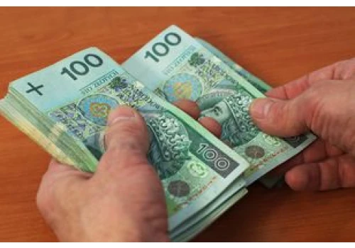 Emeryt wygrał w sądzie z ZUS. Ważny wyrok dla 200 tys. seniorów