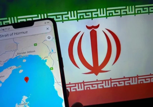 Cieśnina Ormuz pozostaje otwarta? Trump o kulisach rozmów z Iranem