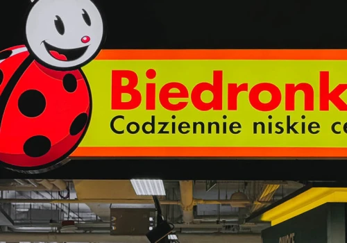 Biedronka odpala petardę. Konkurent Parkside rzuca bonusami