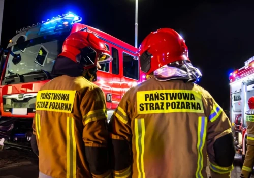 Ile zarabiają strażacy?