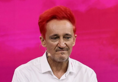 Samochody pod domem Michała Wiśniewskiego. To wywozili. Już nie ma złudzeń