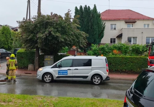 Błyskawiczna reakcja służb na ul. Armii Krajowej!