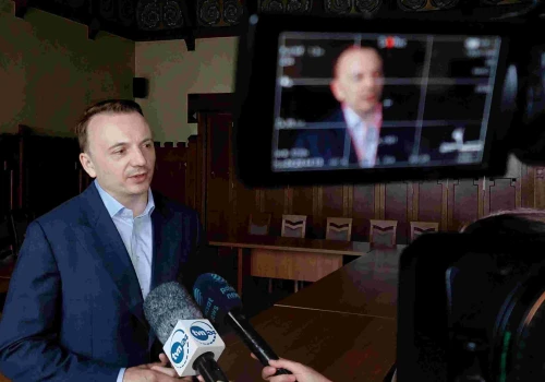 Łukasz Gibała pyta, czy powstaną kolejne punkty selektywnej zbiórki śmieci. O co zapyta, jak będą protesty przeciwko takim inwestycjom?