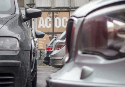 Właściciele ponad 15-letnich aut mają problem. Nie dostaną ekstra ochrony