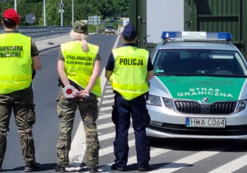 Dlaczego polskie służby pozostają domeną mężczyzn?