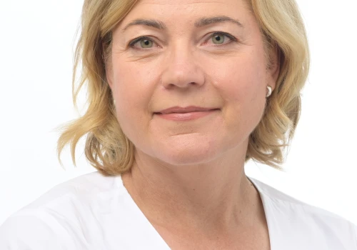 Wielcy detaliści żądają zwolnienia reklam AI z unijnego obowiązku oznaczania