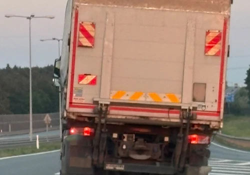 Nowe fakty ws. brawurowego pościgu za ciężarówką