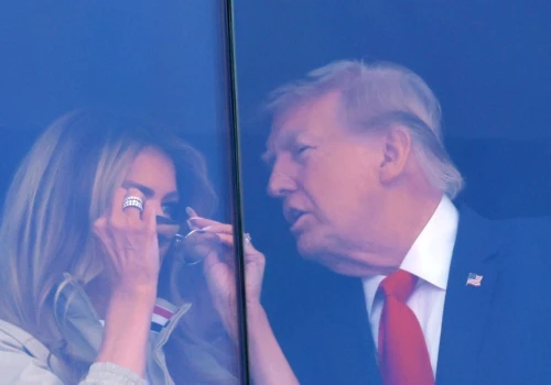 Melania Trump zaskoczyła podczas finału. Jej strój miał wyraźny przekaz