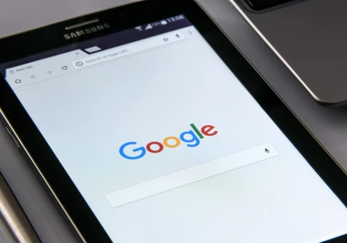 „Faszyzm” słowem często sprawdzanym przez Amerykanów w tym roku w Google