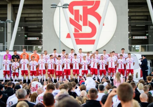 ŁKS zaprezentował drużynę na nowy sezon. „Ełkaesiacka domówka” przed startem rozgrywek