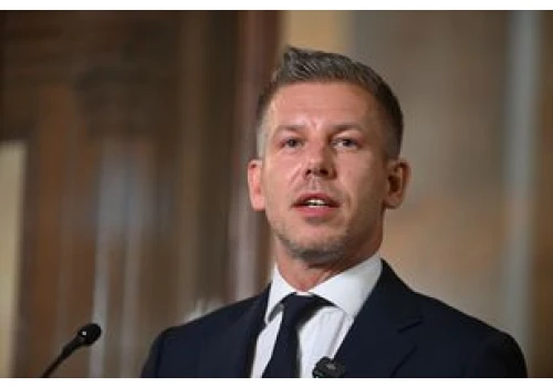 Magyar triumfuje po dymisji "marionetki Orbana"