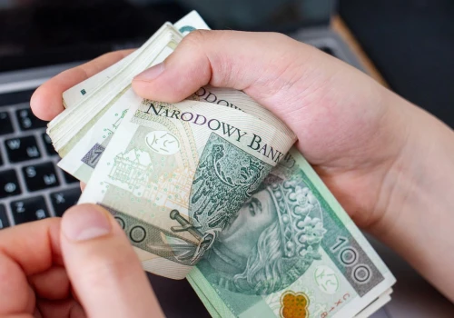 Wysokie zarobki, stała umowa i wolne weekendy. To praca z atrakcyjnymi warunkami