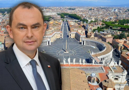 Bez ambasadora w Watykanie. Rzecznik MSZ tłumaczy
