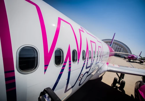 Wizz Air zmienia rezerwacje bez wiedzy pasażerów. Powrót za pół godziny