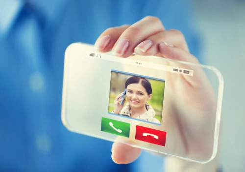 LiveCall czy CallPage – porównanie widgetów oddzwaniania