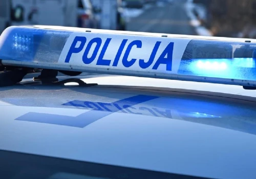 Dachowanie samochodu na DK94. Udało się wyjść bez szwanku
