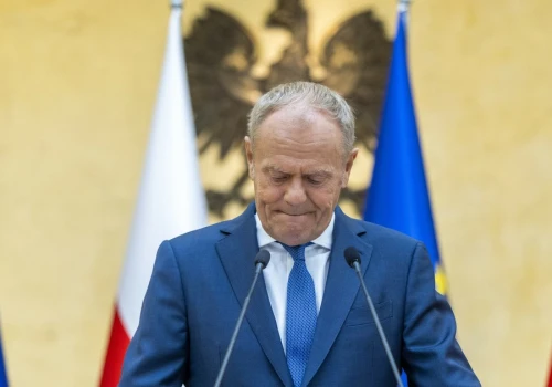 Nowy sondaż. KO prowadzi, ale jest jeden problem