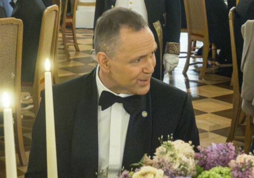 Co jada się u Nawrockiego? Szczegóły zamówienia za pół miliona złotych