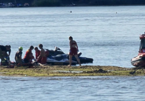 Dramatyczna akcja w Turawie. Zanurkował przy „Kajtku” i zniknął pod wodą