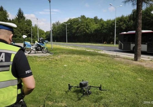 Co robił policyjny dron nad Bielskiem-Białą? – WIDEO