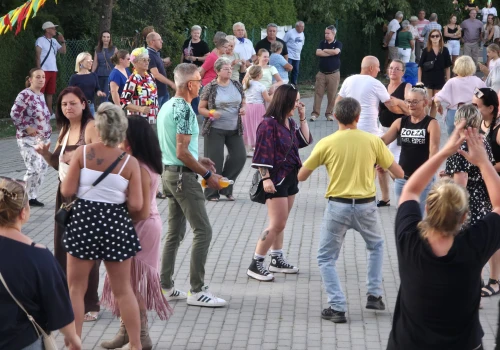 Dali porwać się muzyce i tańcowi! Za nami I Żarowska Potańcówka