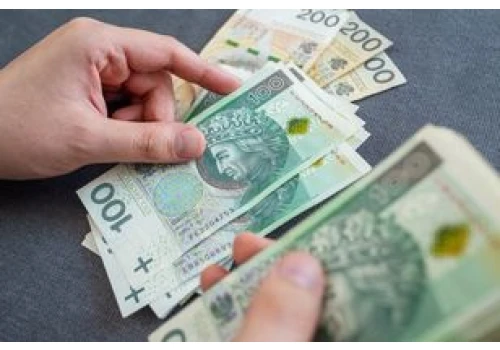 Zarobki w urzędach. Oto ile można dostać za pracę w samorządzie