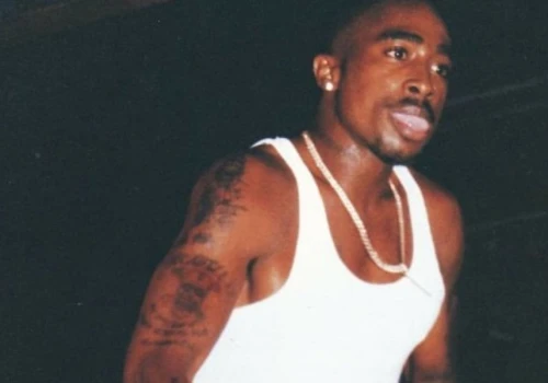 Tupac nie chciał wskazać napastników. Policjant ujawnia, co raper powiedział w karetce
