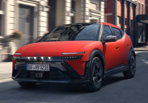 Hyundai IONIQ 3 kosztuje od 119 900 zł. Znamy polskie ceny i wersje
