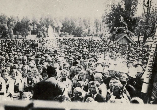 „Pochwała solidarności” w Markowej. Historia, pamięć i idea wspólnoty podczas wyjątkowego sympozjum