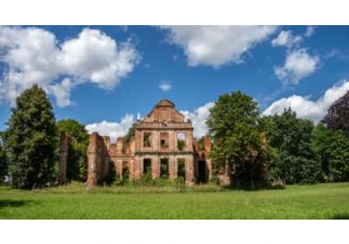 Kłębowiec. Pałac, który wciąż czeka
