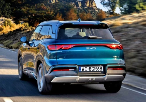 BYD Atto 2 DM-i – na miasto, na trasę