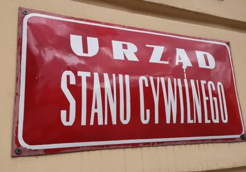 Nowe akty małżeństwa. Od dziś USC robi coś, czego wcześniej odmawiał