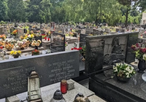 Zmarli we Wrocławiu - pogrzeby zaplanowane na 25.08.2026 – nekrologi