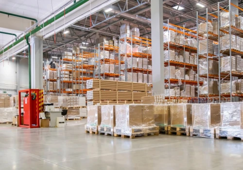 Duży popyt, stare magazyny i automatyzacja. Logistyka stawia sobie nowe pytania