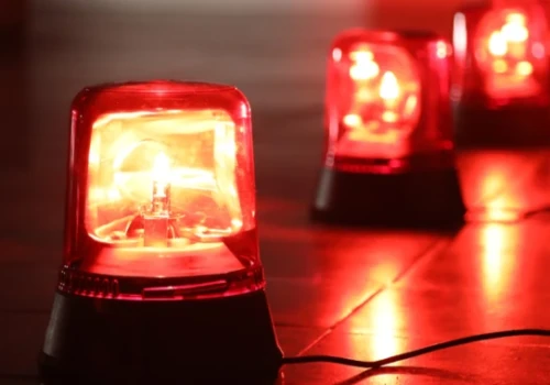 Co najmniej do końca listopada. Stopnie alarmowe przedłużone. Co to oznacza dla Polaków?