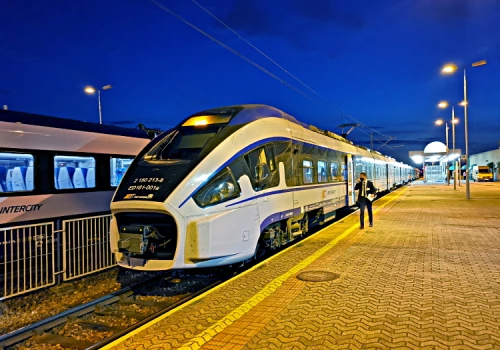 Z Wrocławia do Łodzi i Warszawy o ok. 20 min dłużej