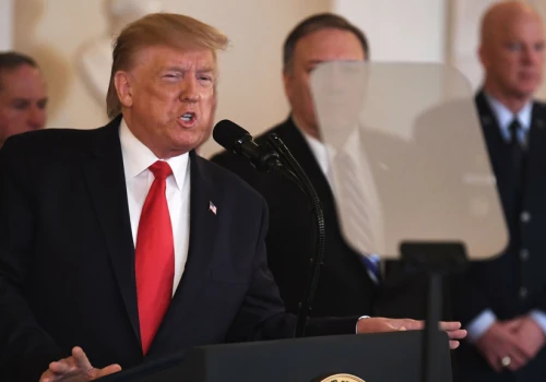 Osoba obsługująca prompter Trumpa, która zakładała się co powie prezydent, musi zapłacić 65 tys. dolarów kary