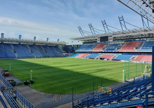 Szykuje się rewolucja na stadionie Wisły? ZIS potwierdza plan usunięcia masztów