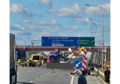 Wypadek na A1. Zginęły cztery osoby