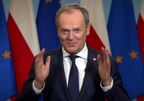 Tusk zwrócił się do młodzieży szkolnej. Mówił o… II wojnie światowej