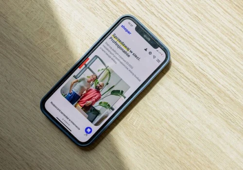Plus wycenia używane smartfony online. Sprzedasz telefon bez wychodzenia z domu