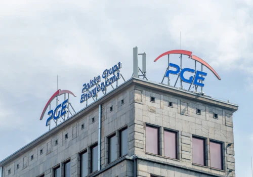 Kurs energetycznego giganta najwyżej od ponad roku. Pomogły szacunki wyników
