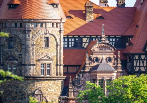 Przyszłość za miliony. Polskie zamki stawiają na nowe życie