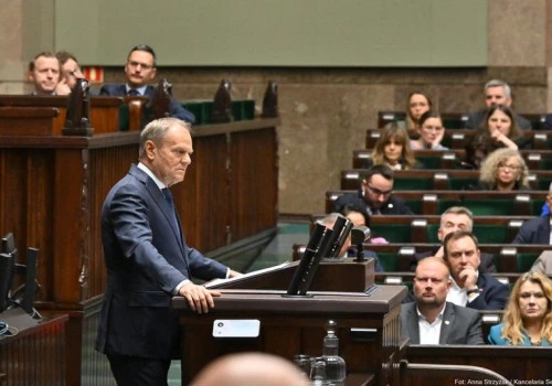 Bogucki i krypto: polityczna blokada pod przykrywką troski
