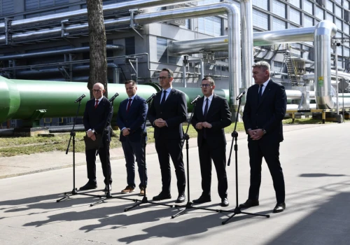 Woda odzyskana w energetyce. Wizyta ministrów w Elektrociepłowni Siekierki