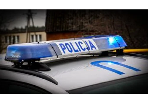 Zderzenie czołowe pod Osiekiem nad Notecią. Dwie osoby poszkodowane