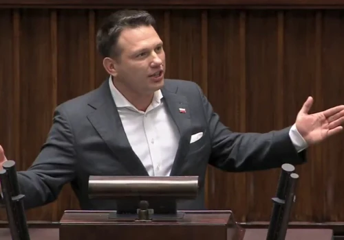 Skoro Tusk widzi zagrożenie wojną to dlaczego nie robi powszechnych szkoleń wojskowych