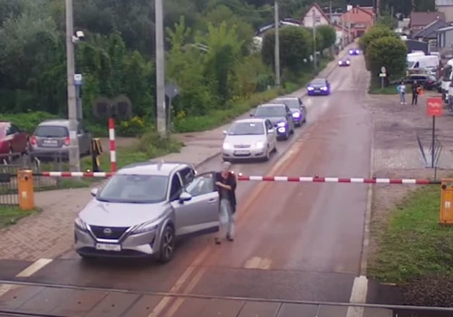 Gdańsk: Przejazd przy Niegowskiej - znów o krok od zderzenia