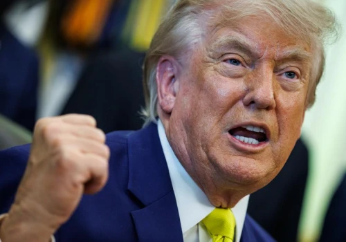 Trump naciska na Fed. Spadkowa sesja na Wall Street