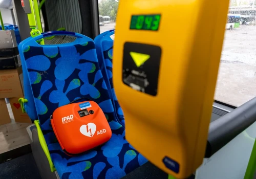 Szczecińskie autobusy zostaną wyposażone w defibrylatory